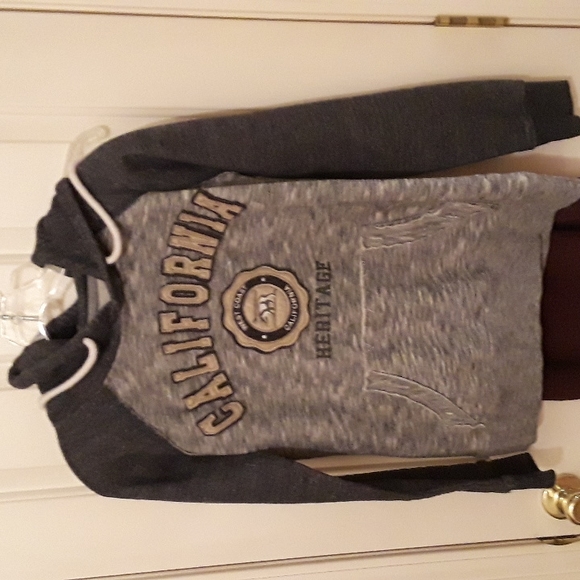 California Heritage raised design gray hoodie size medium - Picture 2 of 7